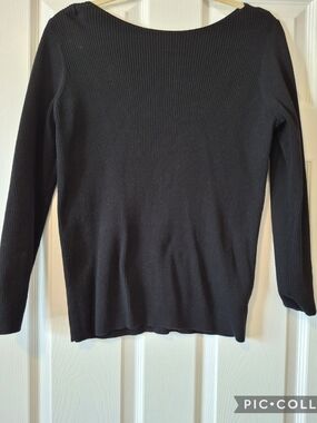 GAP Black Ribbed Scoop Neck Sweater In Small.